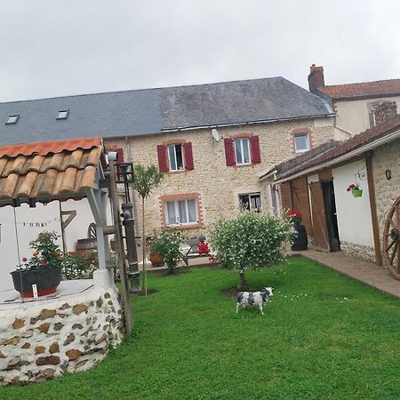 Chambre D Hote Les Frangins Avrille  Luaran gambar
