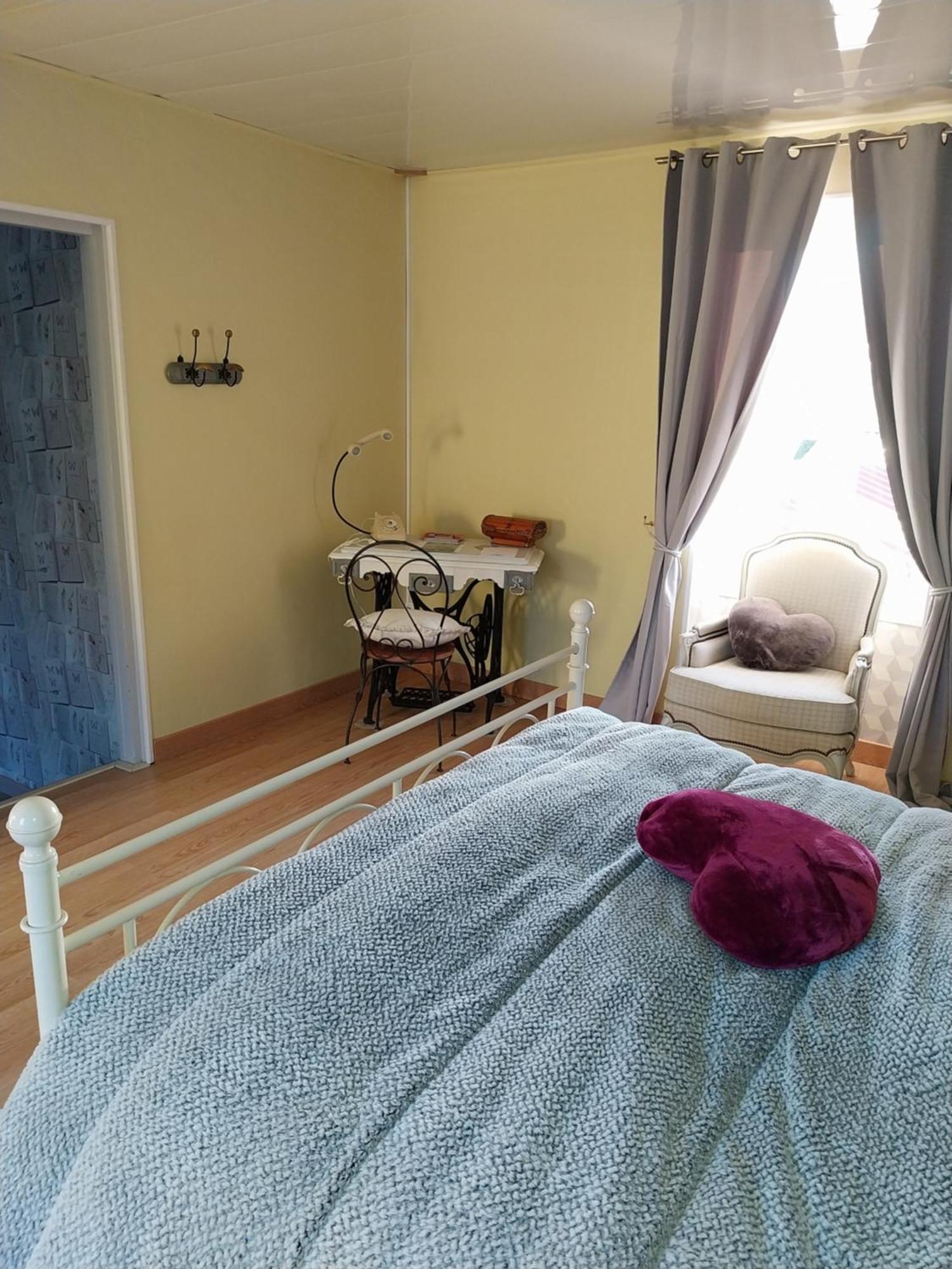 Chambre D Hote Les Frangins Avrille  Luaran gambar